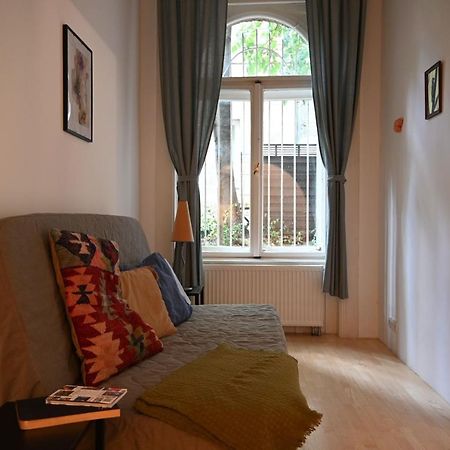Quiet Haven In The Middle Of The City Budapest Exterior foto